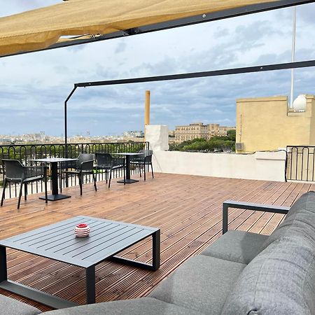 Florette Suite 1Br With Stunning Lounge Terrace By Arcobnb إيل فورجانا المظهر الخارجي الصورة
