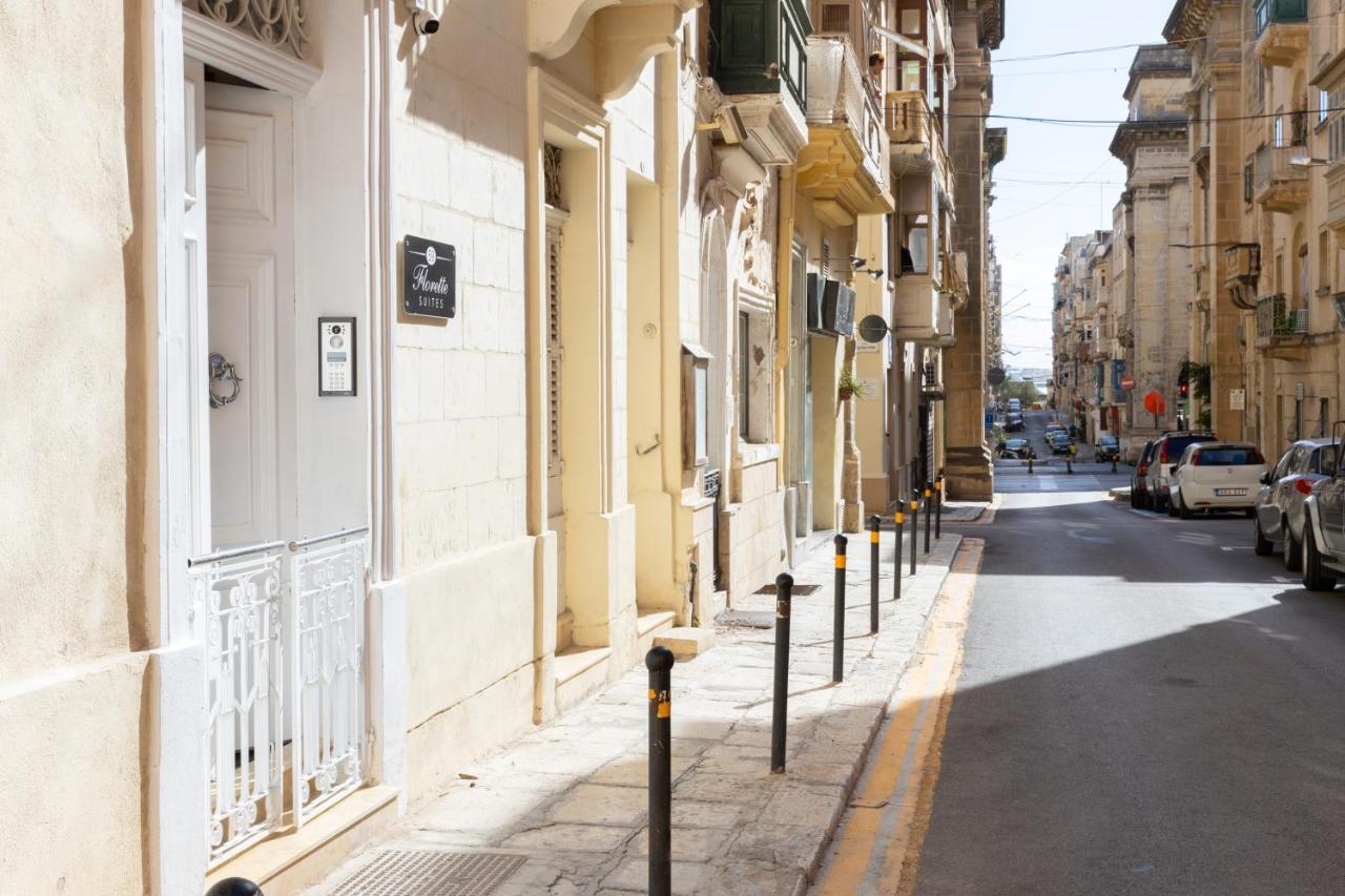 Florette Suite 1Br With Stunning Lounge Terrace By Arcobnb إيل فورجانا المظهر الخارجي الصورة