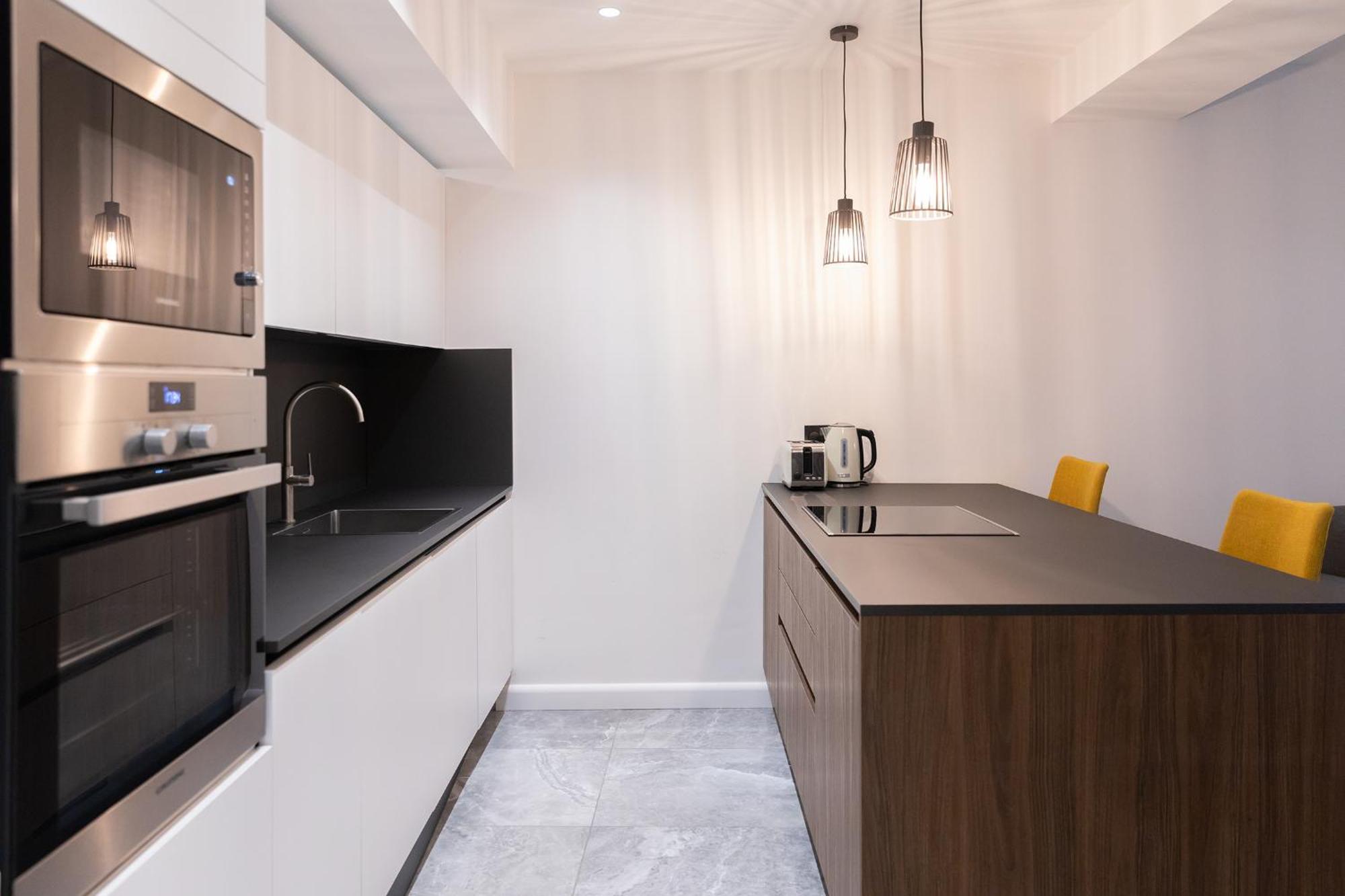Florette Suite 1Br With Stunning Lounge Terrace By Arcobnb إيل فورجانا المظهر الخارجي الصورة