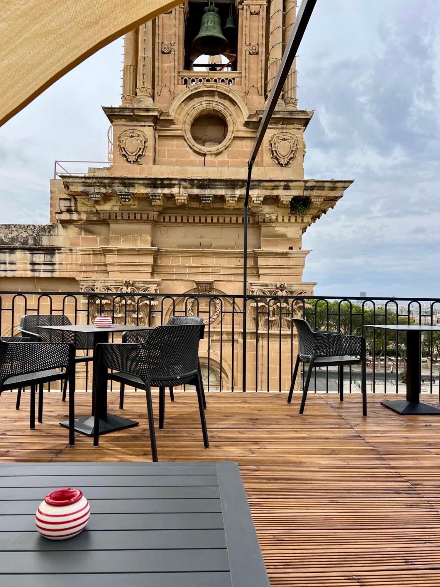 Florette Suite 1Br With Stunning Lounge Terrace By Arcobnb إيل فورجانا المظهر الخارجي الصورة